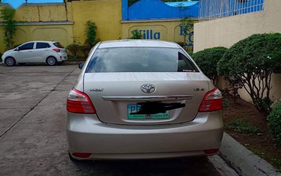 Sell 2nd Hand 2010 Toyota Vios at 84000 km in Calamba-5