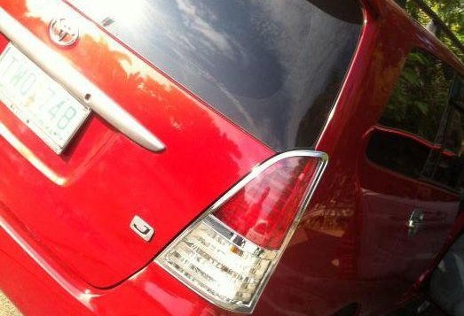 Selling 2nd Hand Toyota Innova 2011 in Manila