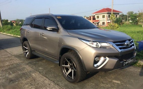 Selling 2nd Hand Toyota Fortuner 2017 in Dasmariñas