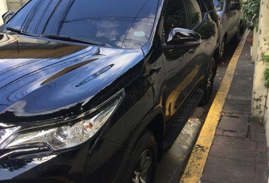 Sell 2nd Hand 2018 Toyota Fortuner Automatic Diesel at 9000 km in Pasig-3