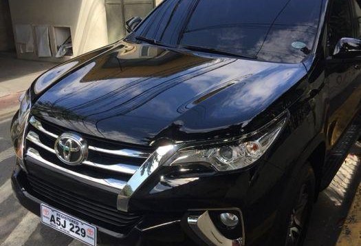 Sell 2nd Hand 2018 Toyota Fortuner Automatic Diesel at 9000 km in Pasig-4