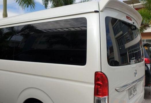 2nd Hand Toyota Hiace 2014 for sale in Olongapo-1
