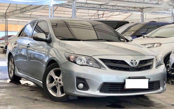 Selling 2012 Toyota Altis for sale in Makati