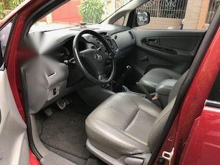 Selling 2nd Hand Toyota Innova 2009 Manual Gasoline at 100000 km in San Pedro-4