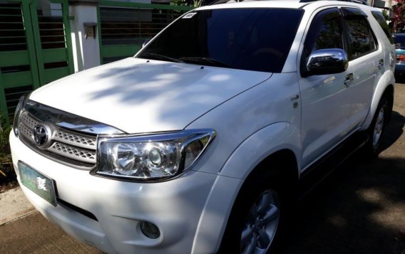 Selling Toyota Fortuner 2010 Automatic Diesel in Lipa-10