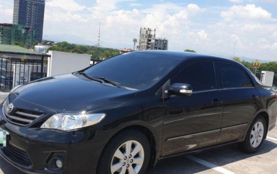 Selling 2nd Hand Toyota Altis 2013 in Quezon City-2