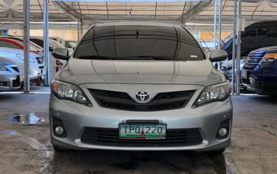 2nd Hand Toyota Altis 2012 at 45000 km for sale-3