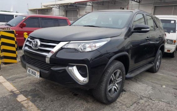 Selling 2nd Hand Toyota Fortuner 2016 in Taguig-2