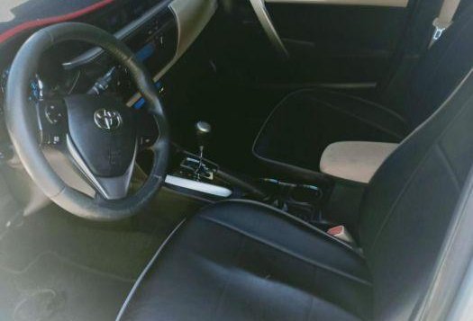 2nd Hand Toyota Altis 2014 Automatic Gasoline for sale in Cainta-4