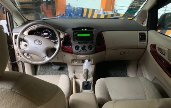 Selling 2nd Hand Toyota Innova 2005 in Quezon City-3