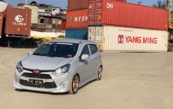 Selling 2nd Hand Toyota Wigo 2016 in Manila-2