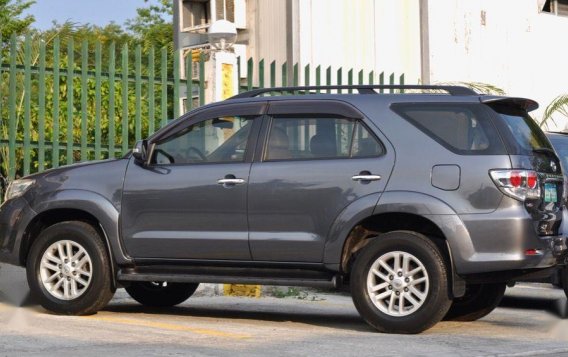 2013 Toyota Fortuner for sale in Las Piñas-3