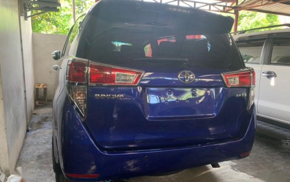 Blue Toyota Innova 2017 for sale in Automatic-1