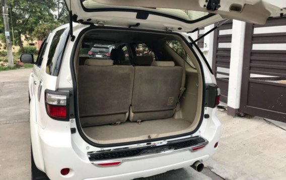 2nd Hand Toyota Fortuner 2005 Automatic Gasoline for sale in Parañaque-7