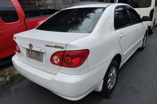 White Toyota Corolla Altis 2004 for sale in Quezon City-3