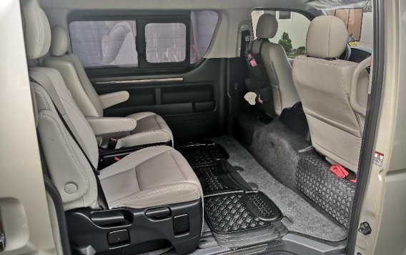 Selling 2nd Hand Toyota Hiace 2015 at 25000 km in Angeles-6