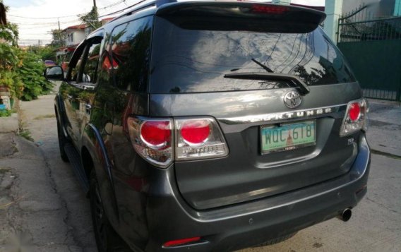 Selling Black Toyota Fortuner 2014 Automatic Diesel in Las Piñas-4