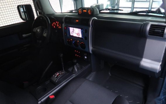2nd Hand Toyota Fj Cruiser 2015 for sale in Quezon City-6