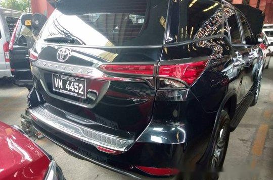 Black Toyota Fortuner 2017 for sale in Quezon City-3