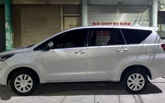 2nd Hand Toyota Innova 2018 at 3000 km for sale-4