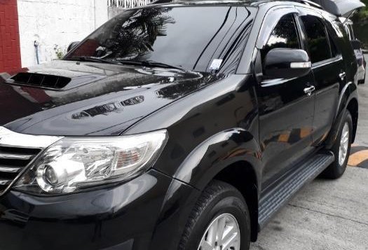 2nd Hand Toyota Fortuner 2014 at 50000 km for sale in Quezon City-2