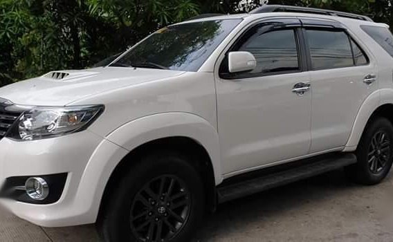 Selling Toyota Fortuner 2016 Manual Diesel in Malabon-1