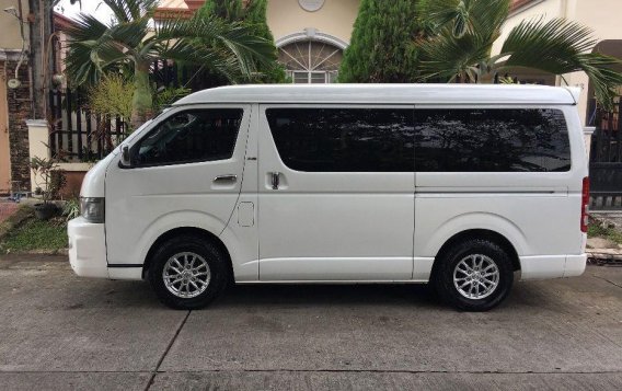 Toyota Hiace 2010 Automatic Diesel for sale in Las Piñas-1