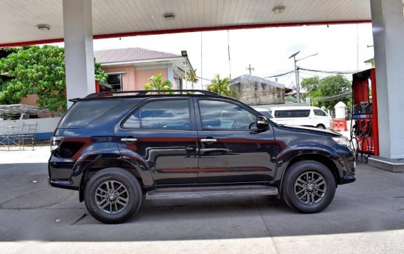 Selling 2nd Hand Toyota Fortuner 2016 in Lemery-7