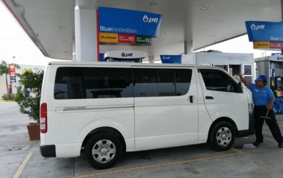 Sell 2nd Hand 2012 Toyota Hiace at 120000 km in Baguio