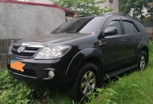 Selling 2nd Hand Toyota Fortuner 2006 in Manila-2