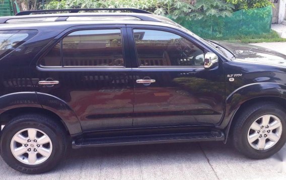 Selling Black Toyota Fortuner 2009 in Parañaque