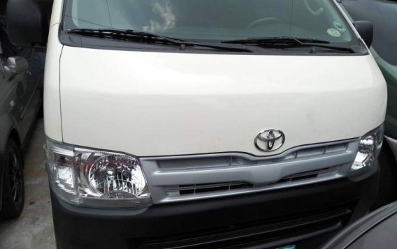 Sell 2nd Hand 2014 Toyota Hiace Manual Diesel at 72000 km in Manila-11