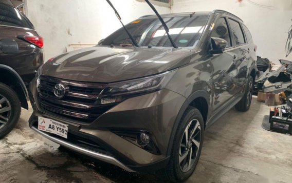 Brown Toyota Rush 2019 for sale Automatic-1