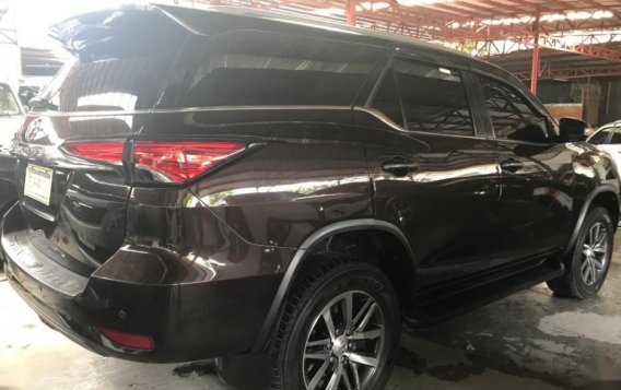 Selling 2nd Hand Brown Toyota Fortuner 2018 in Quezon City-2