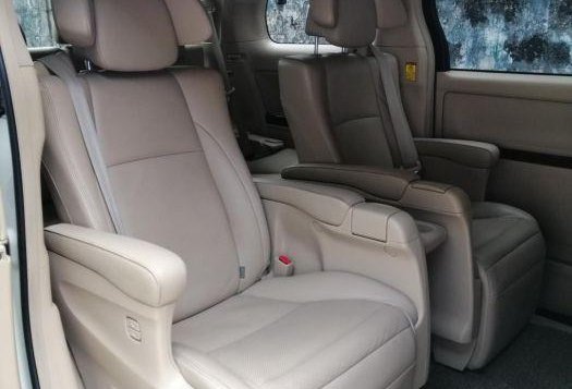 2nd Hand Toyota Alphard 2011 Automatic Gasoline for sale in Manila-5