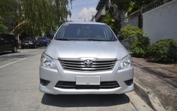 2nd Hand Toyota Innova 2015 Manual Diesel for sale in Quezon City-3