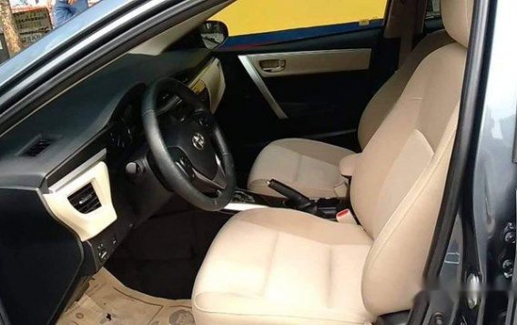 Sell Grey 2015 Toyota Corolla Altis at Automatic Gasoline at 43951 km in Pasig-7