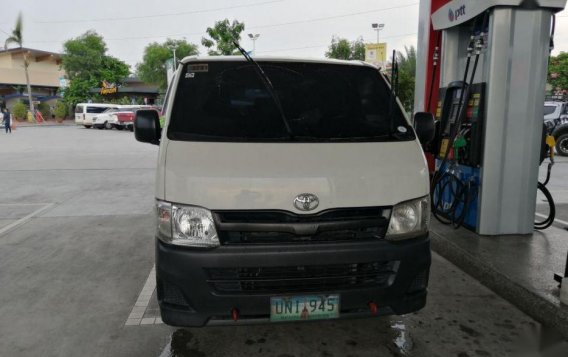 Sell 2nd Hand 2012 Toyota Hiace at 120000 km in Baguio-9