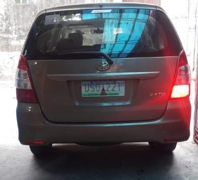 Selling 2nd Hand Toyota Innova 2013 Manual Diesel at 69485 km in Makati-3