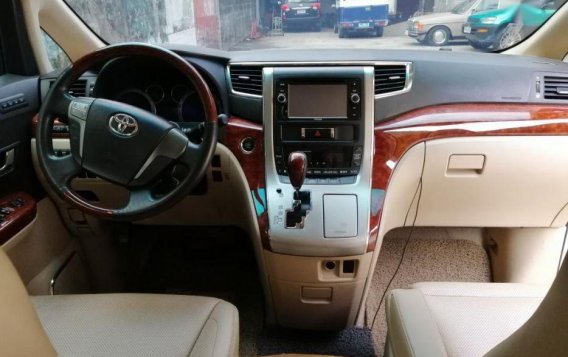 2nd Hand Toyota Alphard 2011 Automatic Gasoline for sale in Manila-4