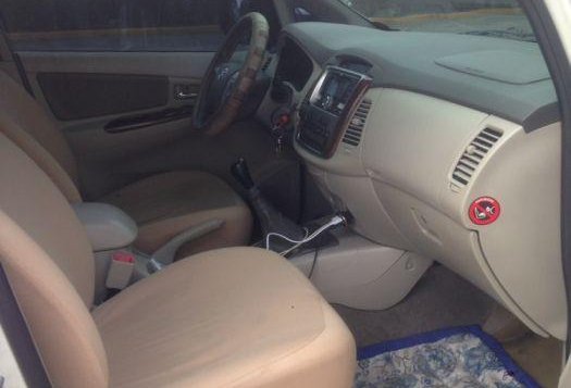 2nd Hand Toyota Innova 2015 at 40000 km for sale in Quezon City-6