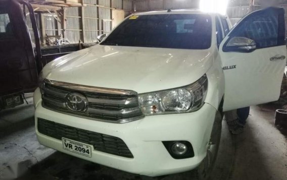 Sell 2nd Hand 2015 Toyota Hilux Manual Diesel at 60000 km in Valencia-7