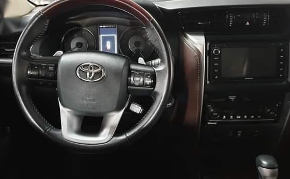 Brown Toyota Fortuner 2018 for sale in Automatic-4