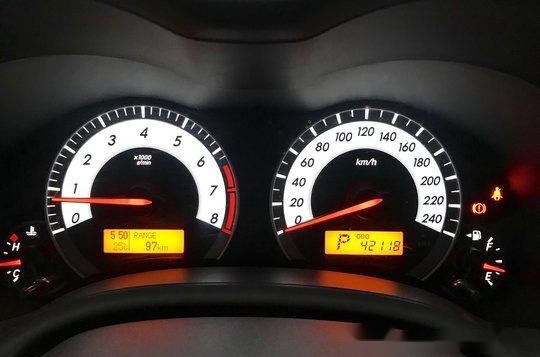 Black Toyota Corolla Altis 2013 Automatic Gasoline for sale in Parañaque-8