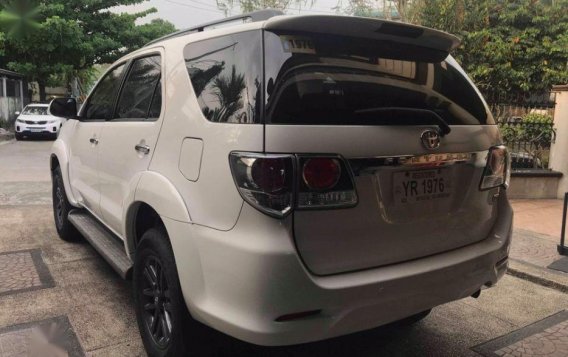 Selling 2nd Hand Toyota Fortuner 2015 in Quezon City-3