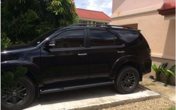 Toyota Fortuner 2016 Automatic Diesel for sale in Lipa-3