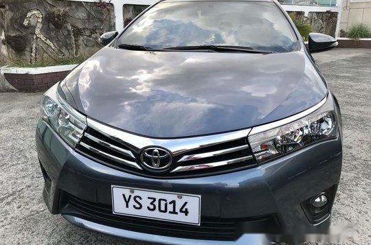 Selling Gray Toyota Corolla Altis 2016 in Parañaque