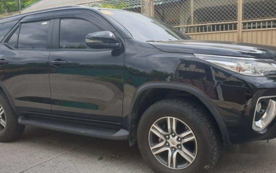 Selling Black Toyota Fortuner 2018 Automatic Diesel at 19000 km in Quezon City