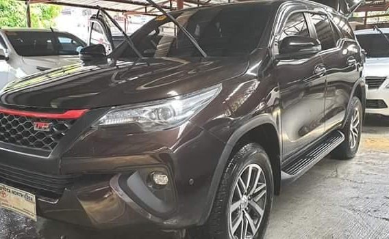 Brown Toyota Fortuner 2018 for sale in Automatic