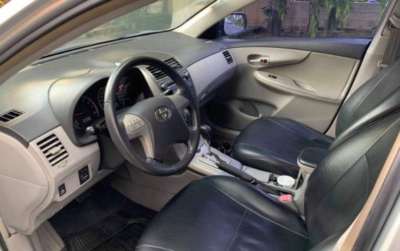 2nd Hand Toyota Altis 2009 Automatic Gasoline for sale in Quezon City-4